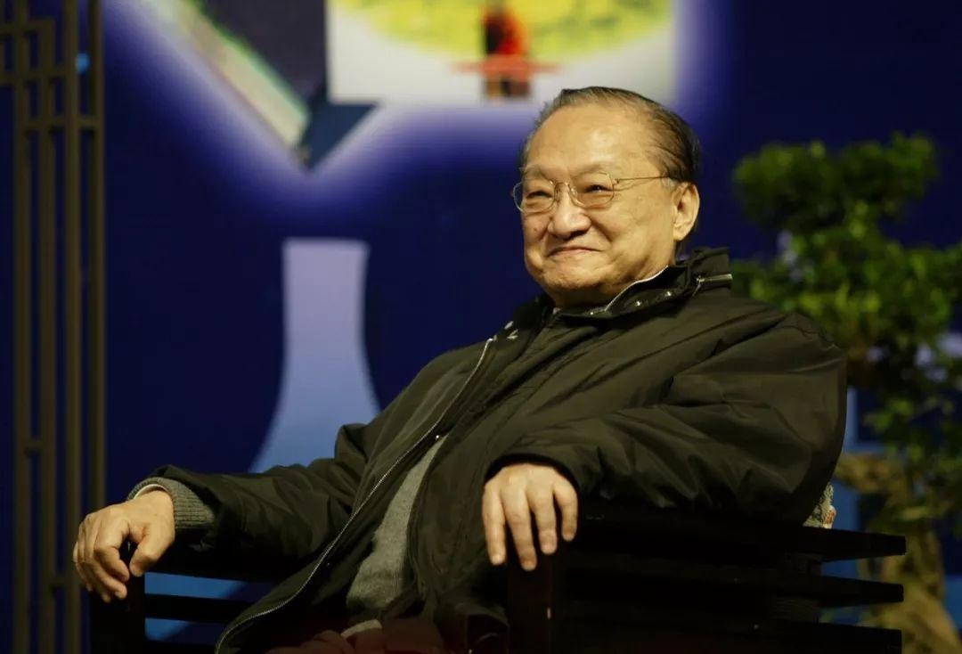 “著名导演”张纪中：三婚娶80后美娇娘，他的人生真的完美了？