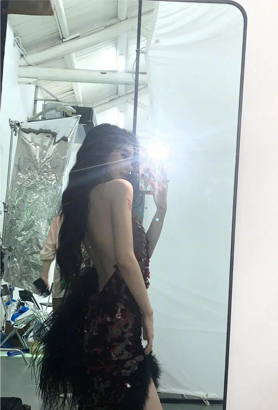 拥有兔子耳朵的鞠婧祎，可爱加倍，哪张美照让你眼前一亮呢？