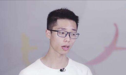 7年前，反杀校园霸凌者的十五岁少年陈泗翰，出狱后梦想成为律师