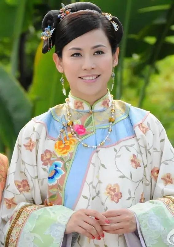 16位同一角色，前期单纯萝莉PK后期腹黑御姐！谁的黑化最带感？