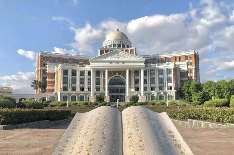 这5所临床医学强校，实力强分数低，二本考生可考虑