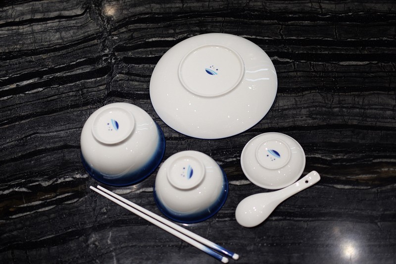 幸福生活从此开始 会员定制星辰大海餐具套装