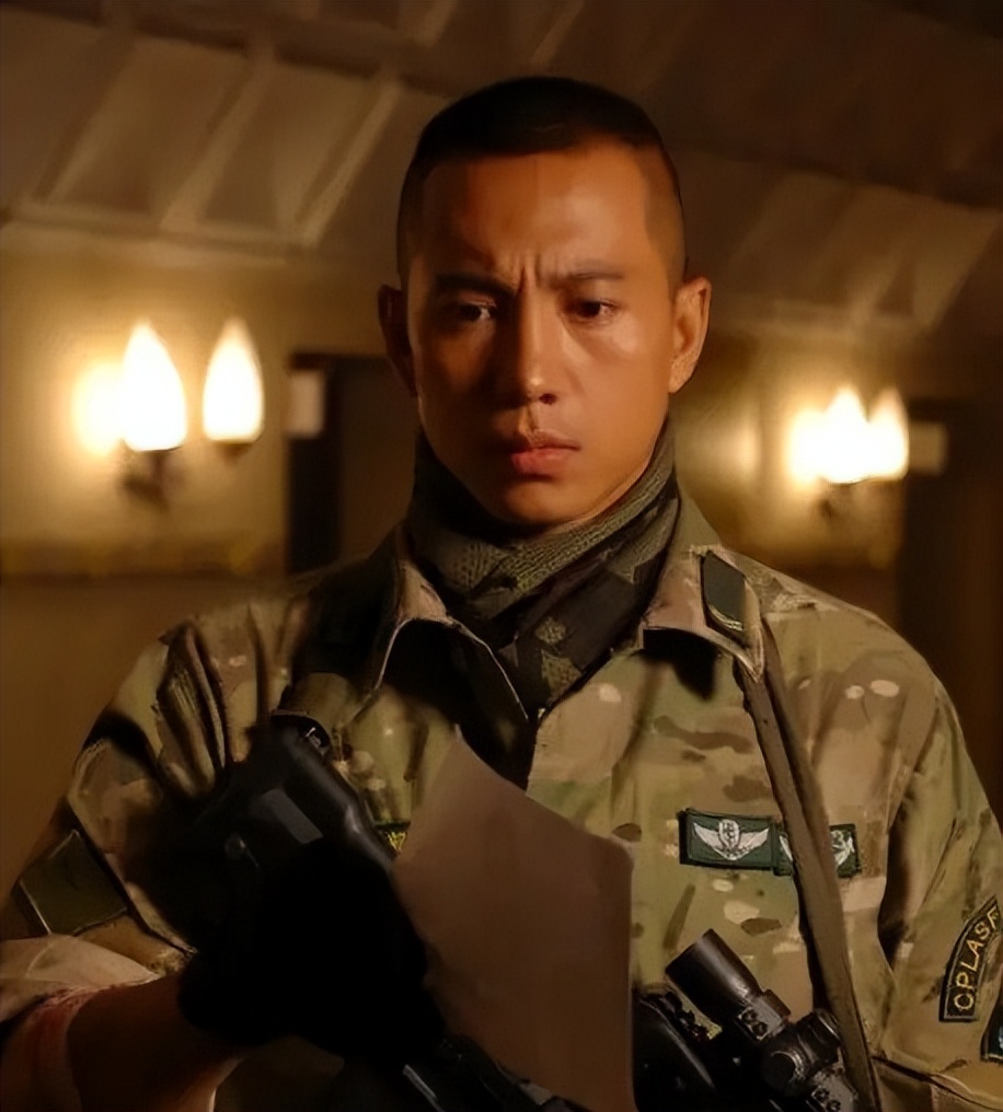 不够硬气别演“特种兵”！这12位男星告诉你，啥叫铮铮铁骨