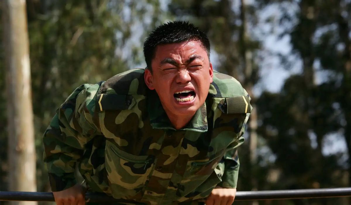 不够硬气别演“特种兵”！这12位男星告诉你，啥叫铮铮铁骨