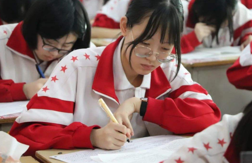 学生步入高三之后，家长开始变得卑微？家有考生家长要认清4件事