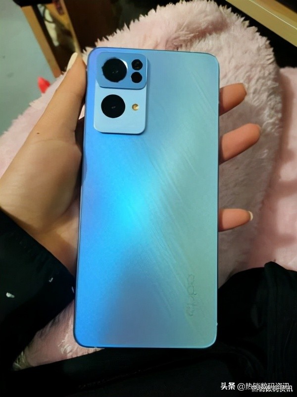 opporeno7pro配置（Reno7 Pro评测）