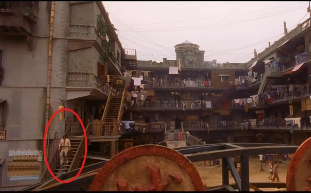 你敢信吗？《功夫》中“龅牙珍”其实是个富婆