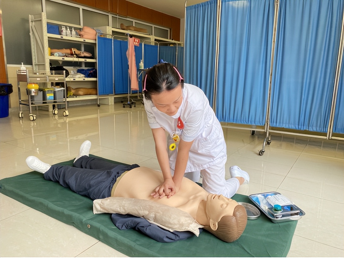 记什邡市人民医院022届护士规范化培训顺利结业