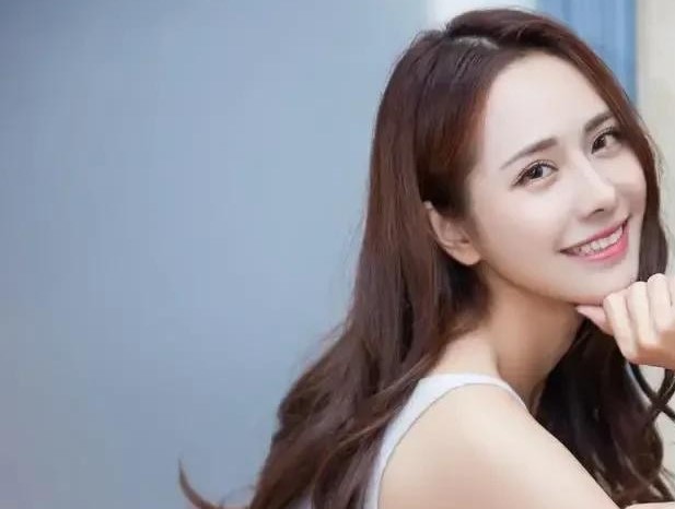 女孩子生气了怎么哄她开心的话，经典哄女孩开心的笑话