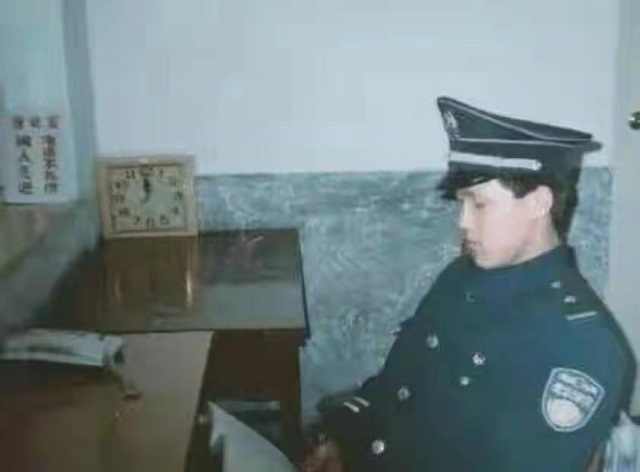 26年前北大保安张俊成考进北大，轰动全国，后来他过得怎么样？