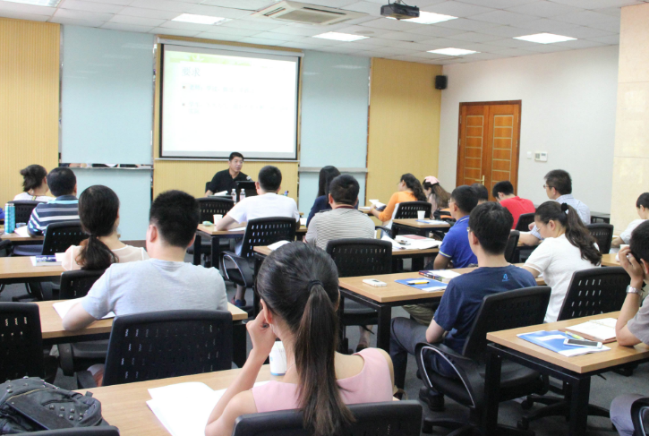 华为又签下3所高校，都是双非层次的院校，网友直呼是有个性选择