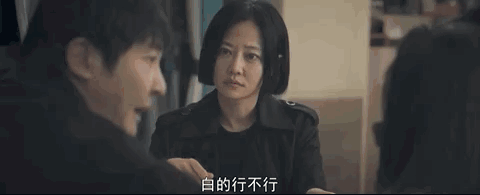 李小满「火」了，何蓝逗不愧95小花潜力股