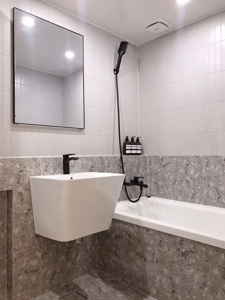 装修灵感丨看似豪宅，其实只有90㎡，全屋0杂物