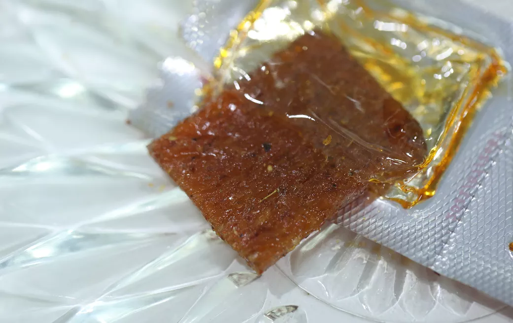一口入魂！15款童年辣条评测，5毛钱就能买到的快乐
