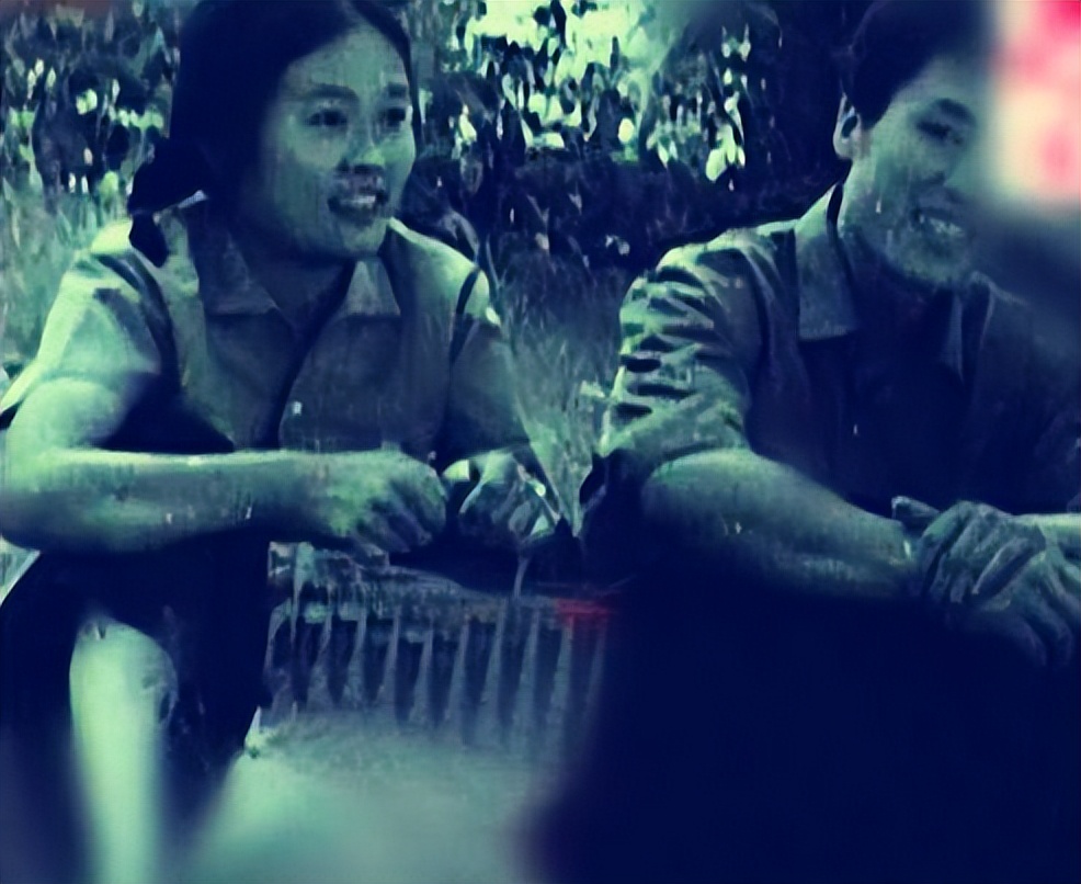 凤凰男多可怕？不想为别人而活的张艺谋，却将肖华的人生活成悲剧