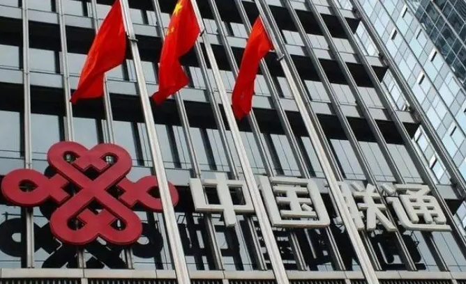 刚毕业就超龄了？应届生因超24岁被国企解约，大学生：太畸形了