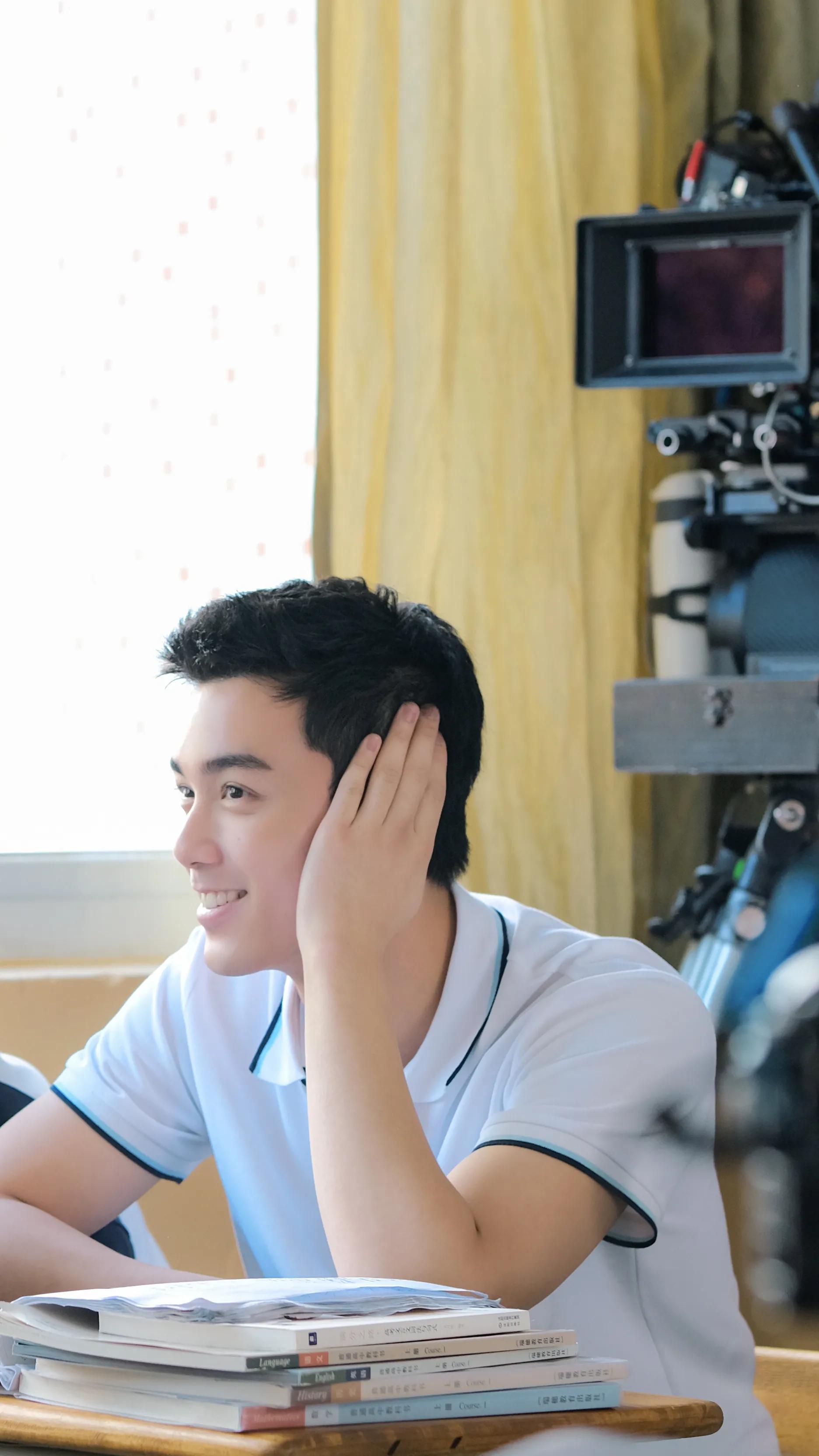 吴磊 | 少年和盛夏