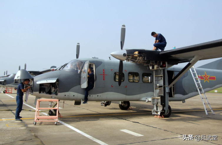 �͵�����12����ó4�ܣ�������ɹ���С�ɻ�������Ϊ��ĸԤ����