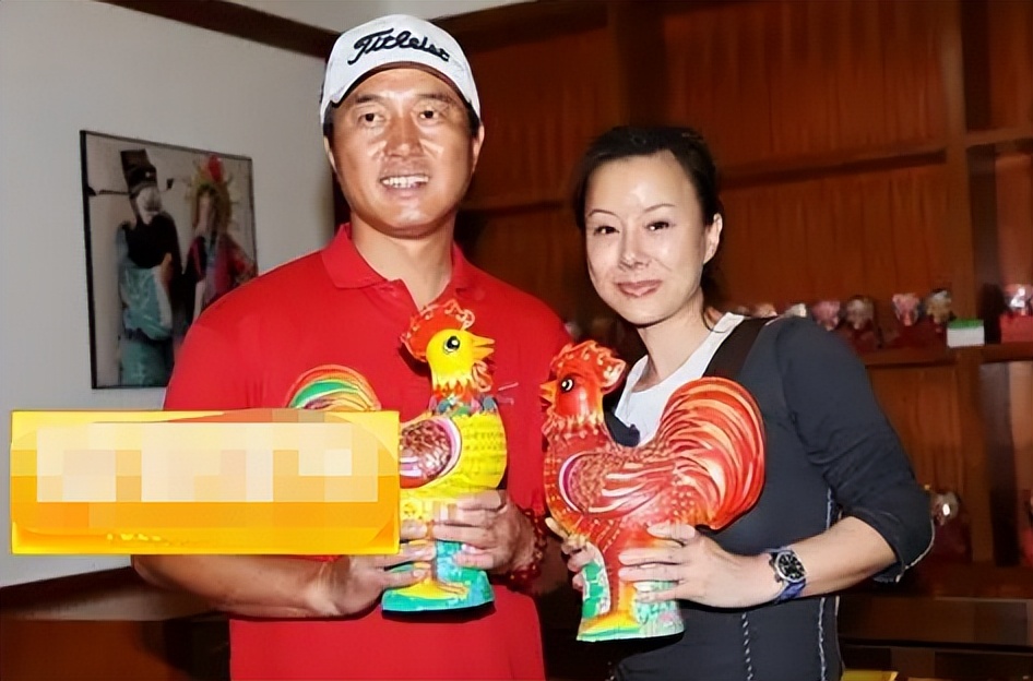 歌手满文军：两次婚姻两副面孔，他的故事比你看到的更恶劣