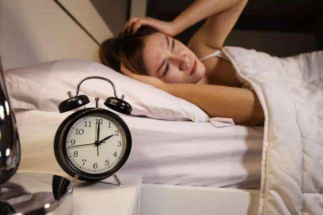 半夜频繁醒来？入睡困难或与肝有关