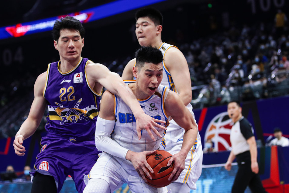CBA最新排名！前4战绩相同，广东第5不稳，北控输球，天津有希望