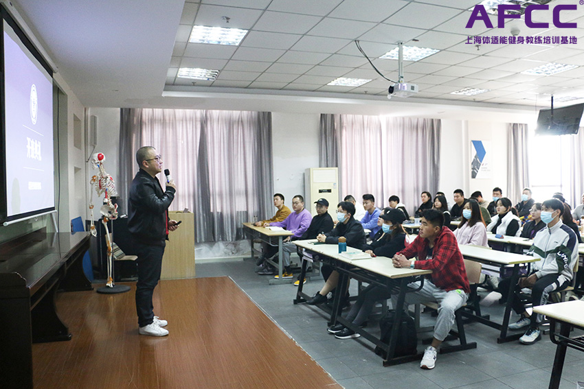 私人教练培训学校（私人教练培训机构排名是怎样的呢）