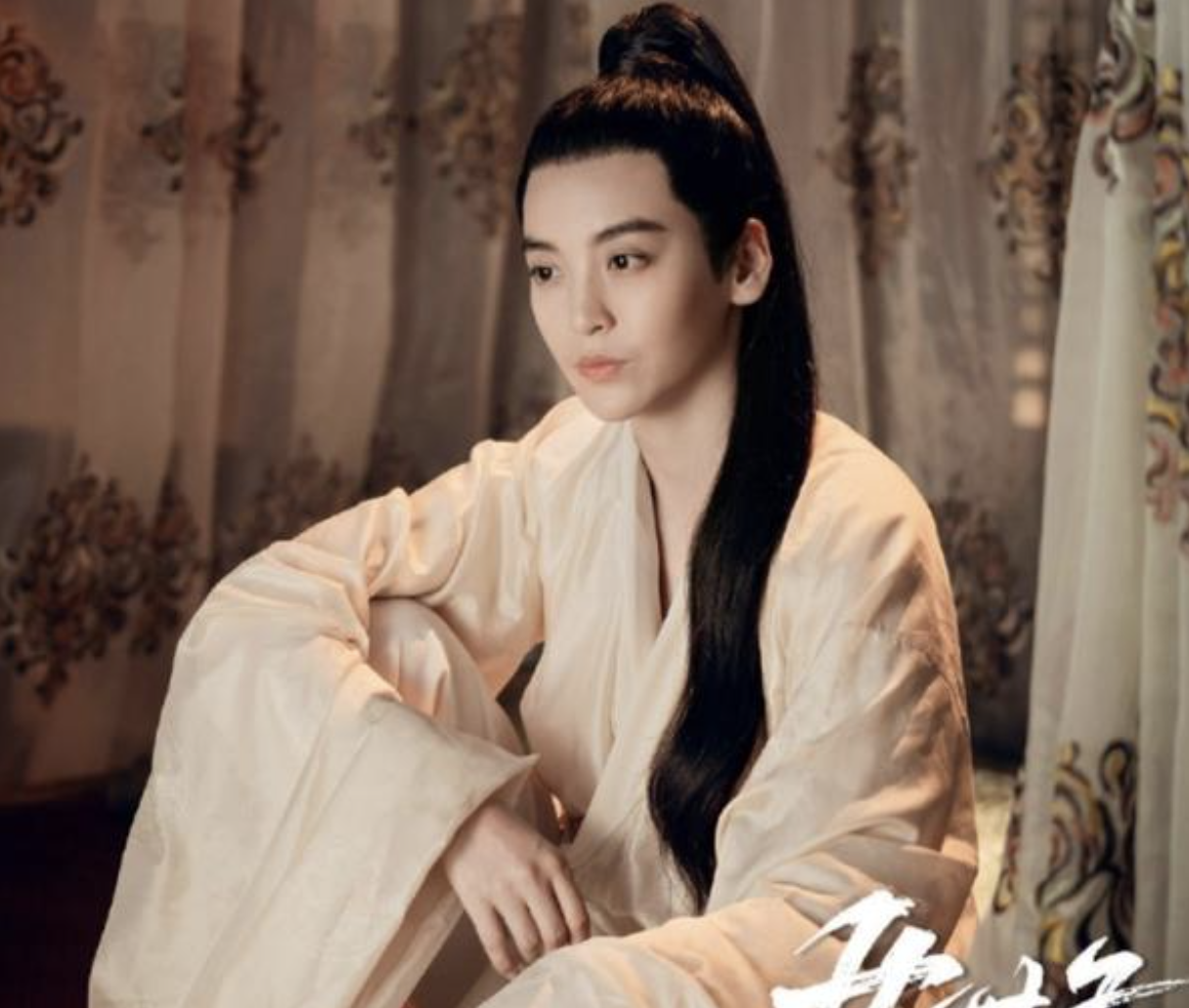 这才叫“女扮男装”，这10位女演员我差点就相信她们是男人了