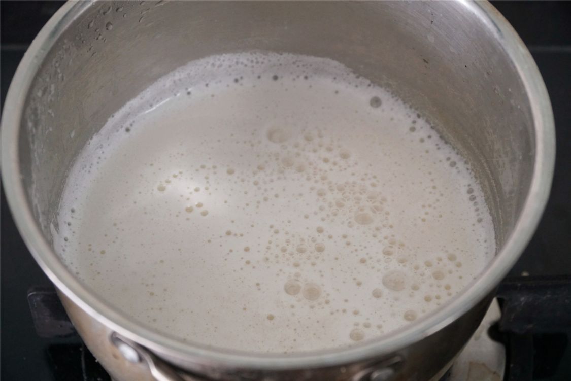 豆腐脑不用出门买，一碗黄豆做3碗，好吃简单，早餐全家吃饱吃好