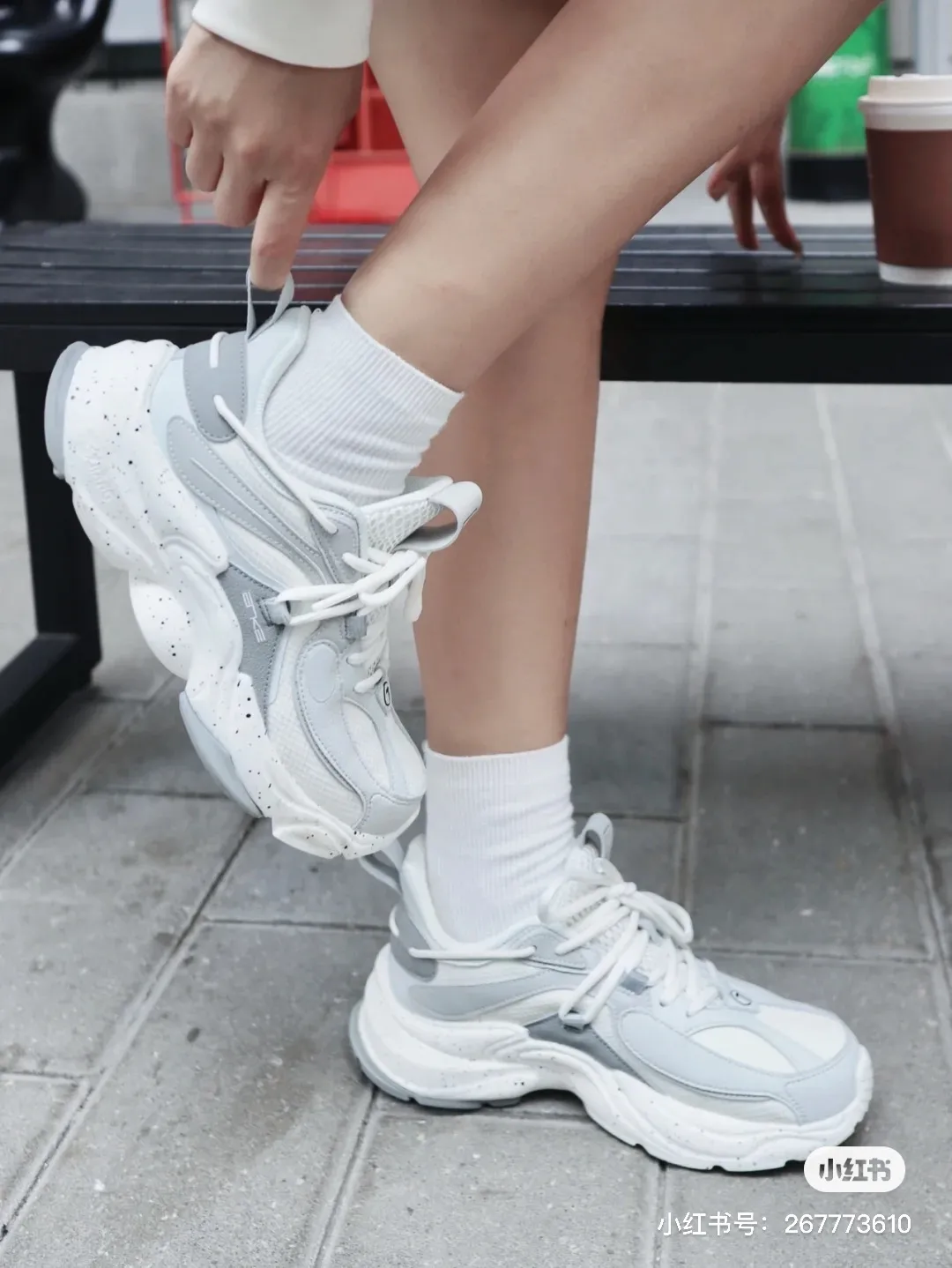 百搭鞋子推荐（冬天女士什么鞋百搭）