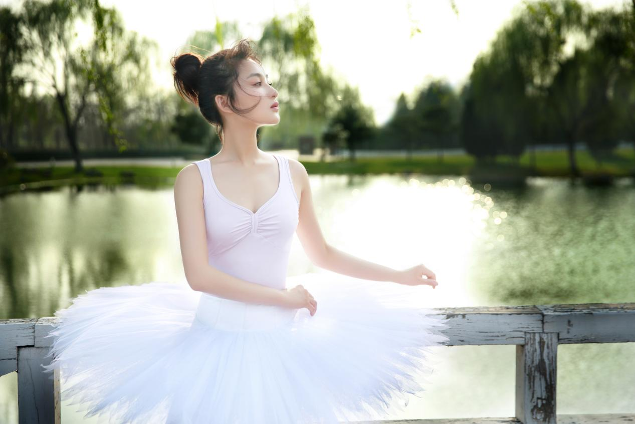 孙嘉璐晒跳芭蕾舞片段,只能用"赏心悦目"四字形容