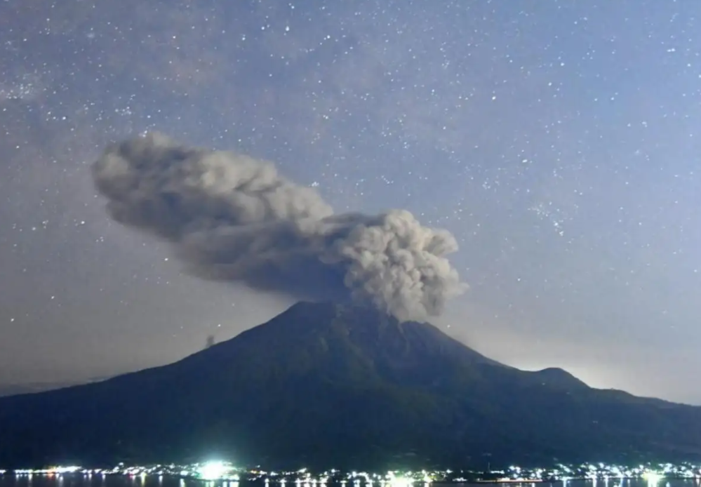 日本富士山恐将喷发？今年发现喷火口增近6倍，岩浆在大规模膨胀