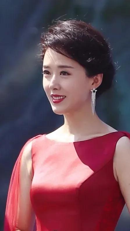 颜丹晨绝美照片