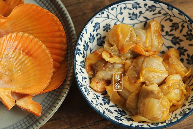 年夜饭上这道蒸菜，8分钟搞定，简单省时又省力，味道鲜香人人夸