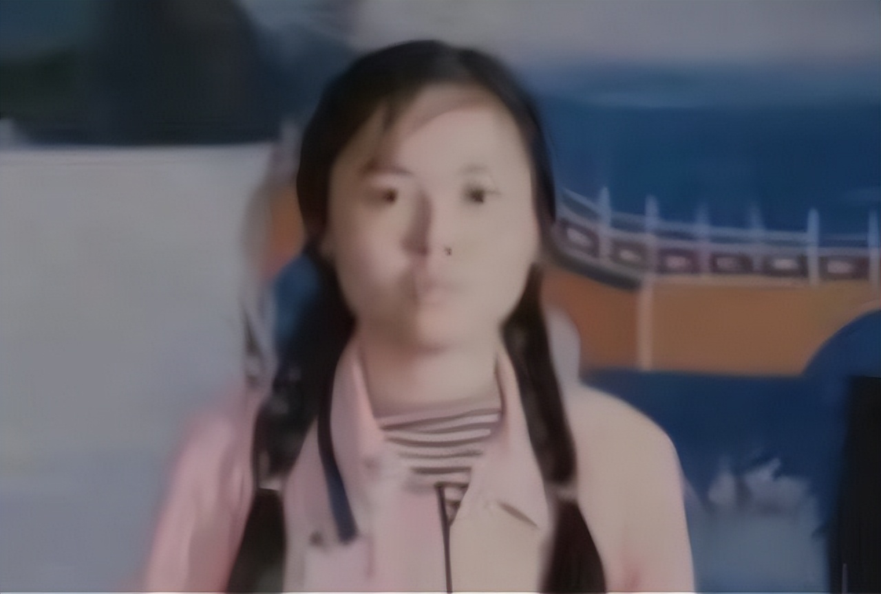 1995年四川17岁女大学生被卖进大山，55岁老汉让她住了17年猪圈