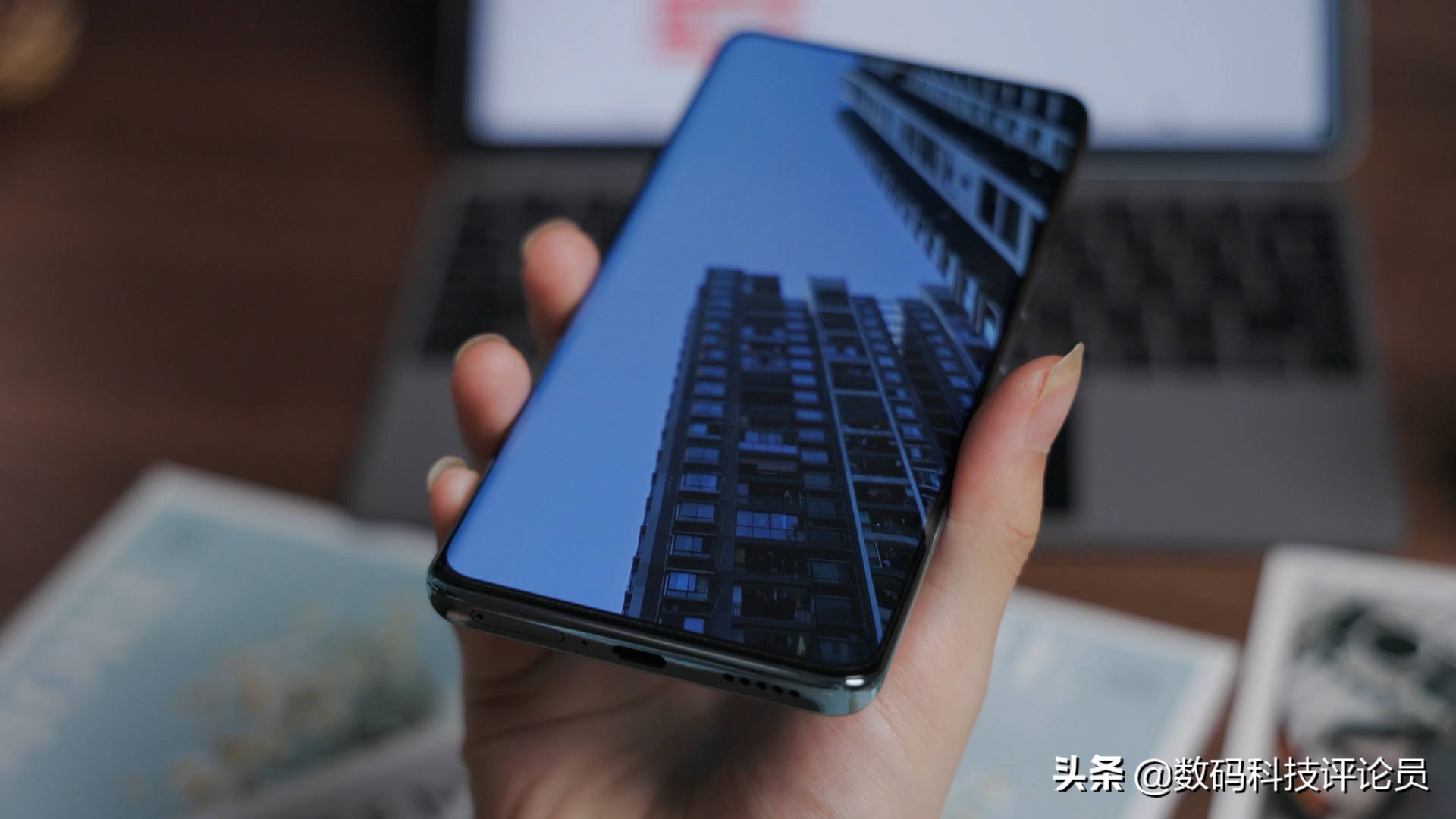 vivo S15 Pro体验：E5屏+天玑8100性能三件套，线下机也开始卷了？