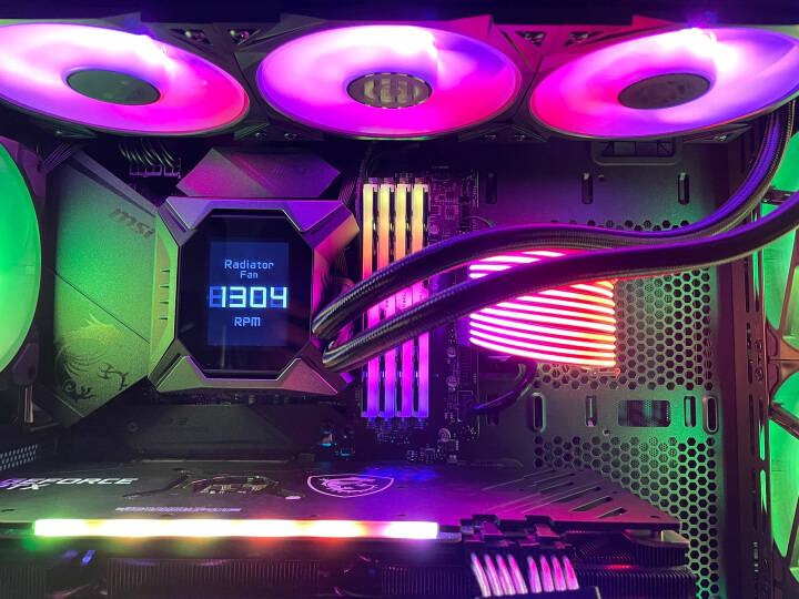 新年装机第一弹！12600K+Z690+DDR4配置，游戏省钱两不误