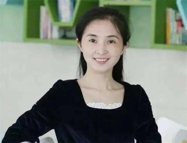 胡红梅的“堕落史”：从最美校长到“无耻小偷”，她经历了什么？