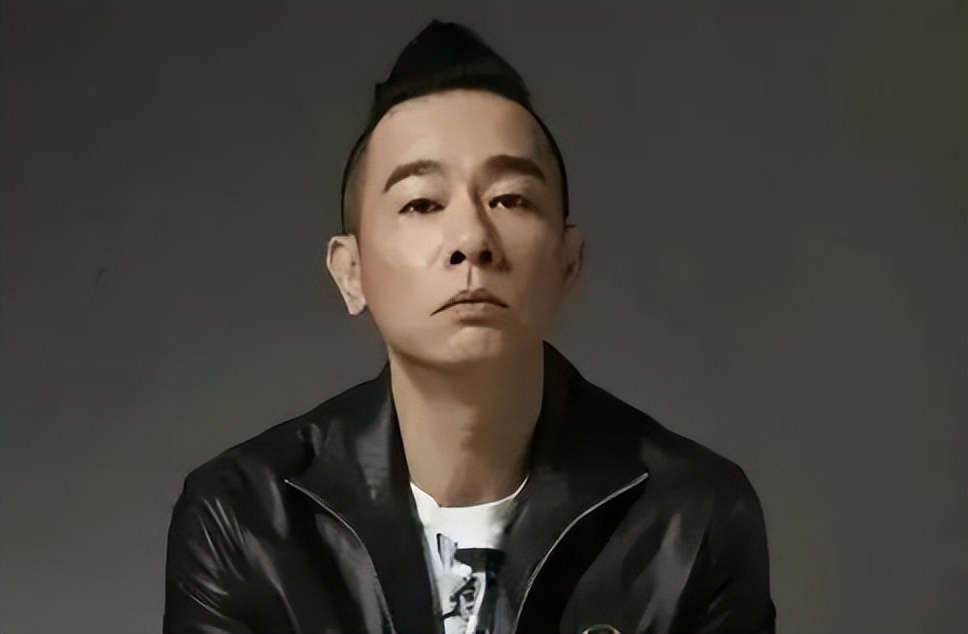 “山鸡哥”指的是谁？