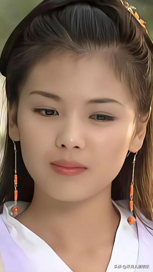 这才是不糊弄观众的有效扮丑，变美的时候惊艳反差大，令人惊叹