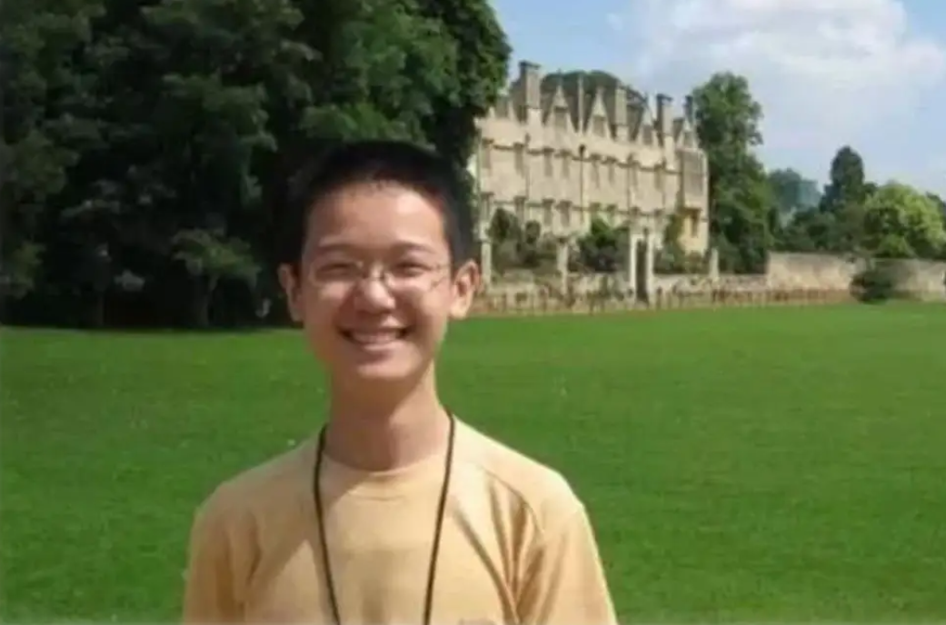 被11所美国大学拒收，高考703分无奈上清华，毕业后庆幸当年被拒