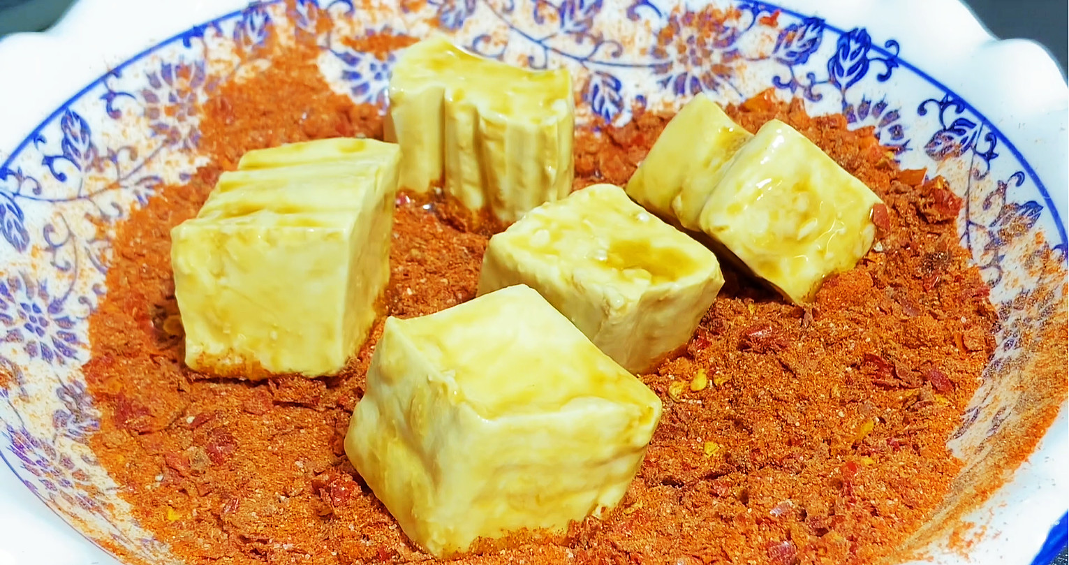 腊八除了喝腊八粥，还吃8种传统食物，牢记4个寓意象征，顺利安康