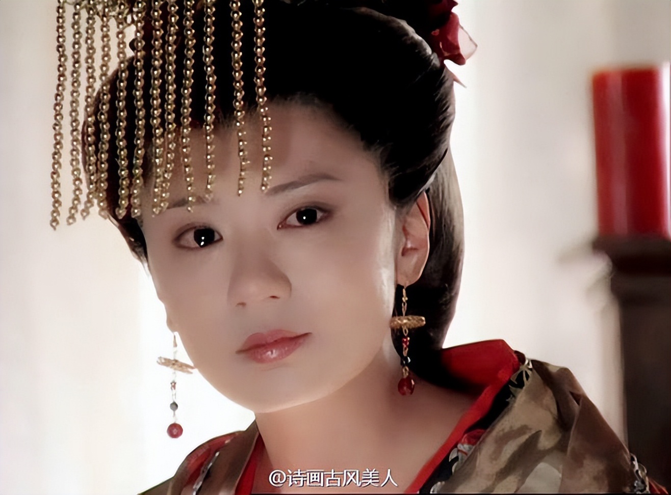 同样是古装女帝造型,有人温柔有人惊艳有人霸气