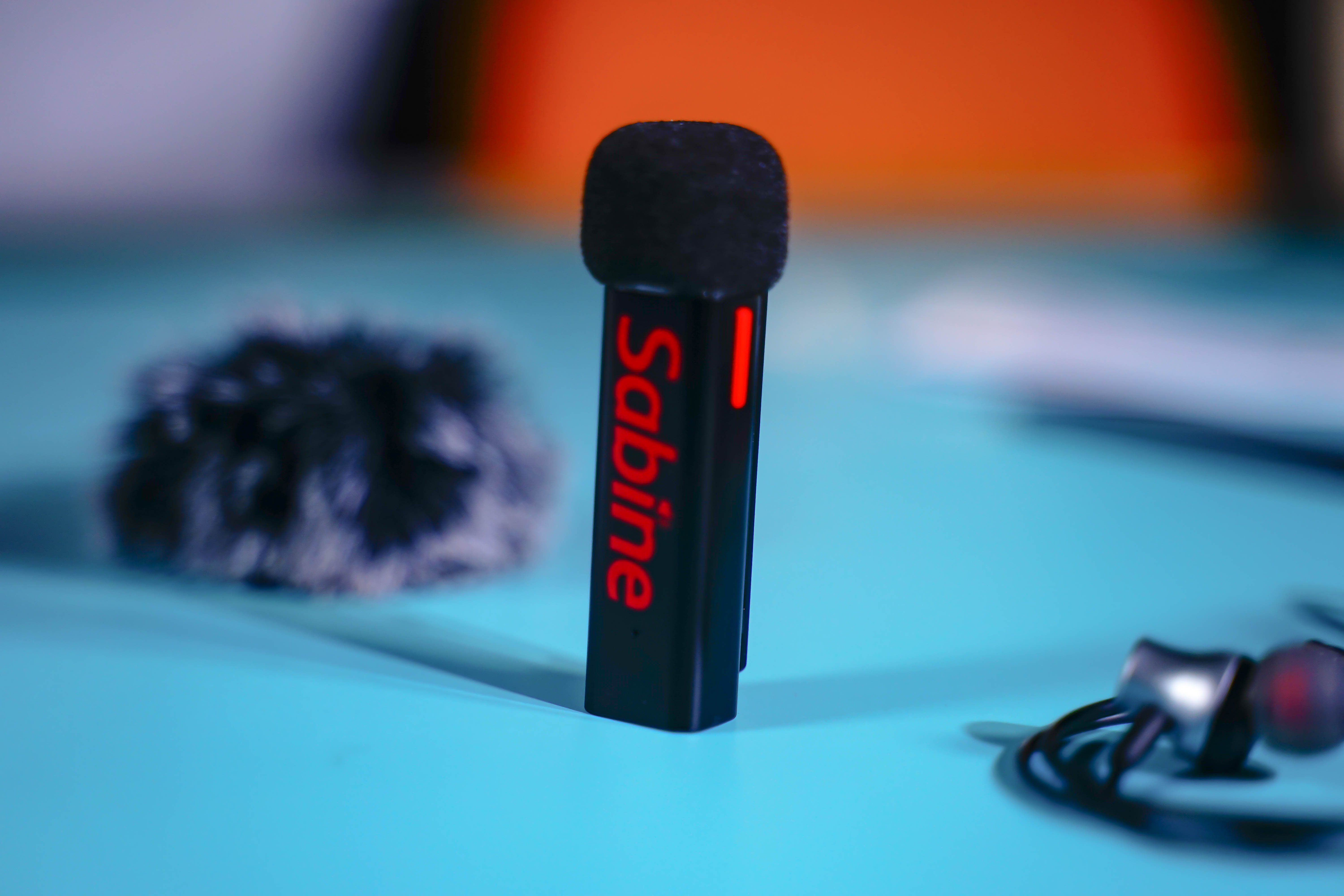 塞宾智能蓝牙麦克风，各国语言皆可译中字，简直是vlog神器