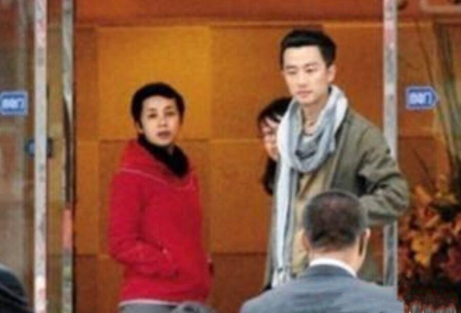 看似单纯无害，实则绯闻不断的7位明星，个个是“撩汉高手”