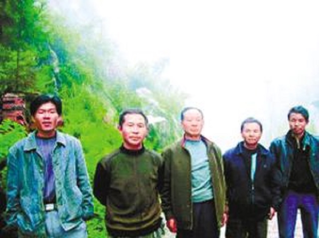 14年前贵州男子被害，5个哥哥为复仇万里追凶，跨9省寻遍上百县