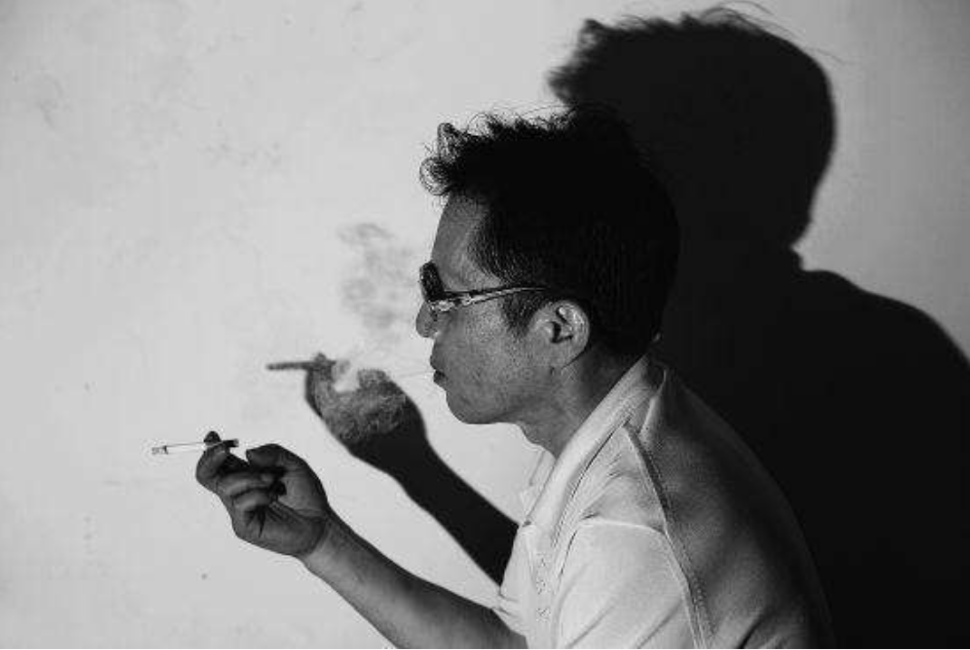 卧底警察宋名扬：曾获三等功，因公染上毒瘾，亲手将自己送进监狱