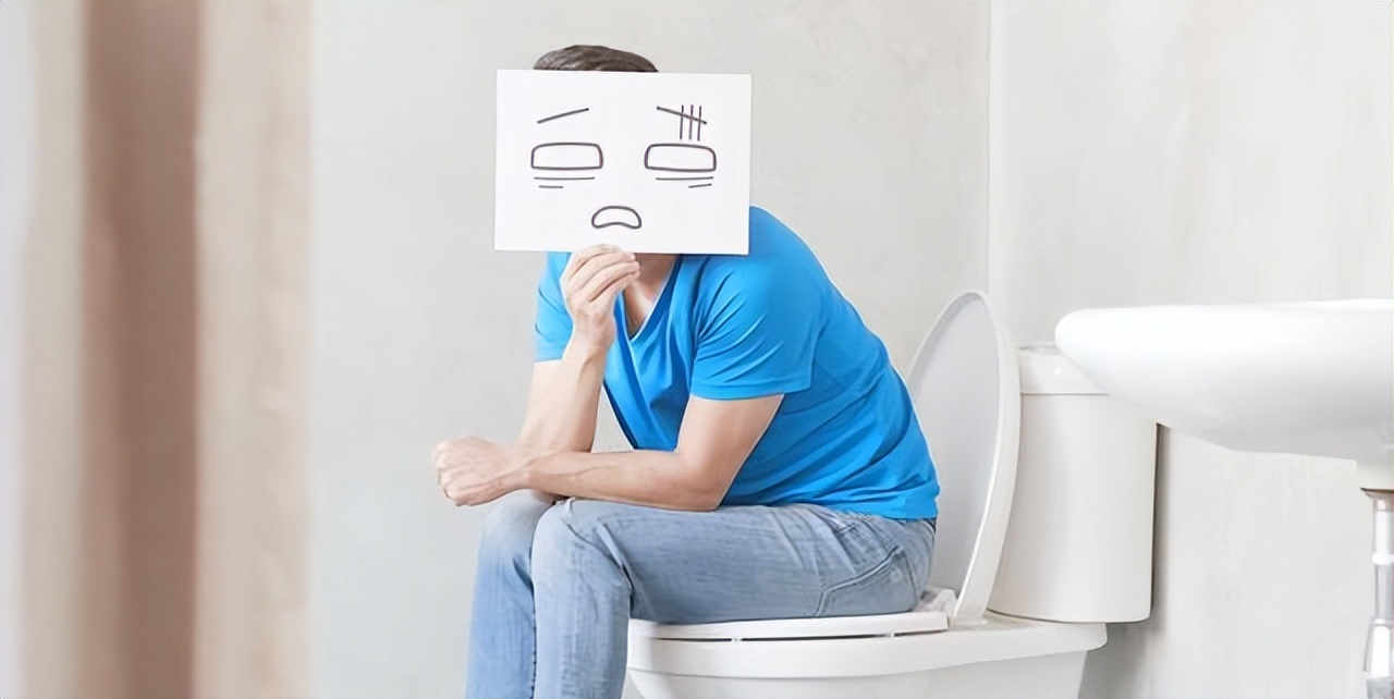 放屁多,是胃里的"空气"多吗?医生:非也,4个问题别不在意