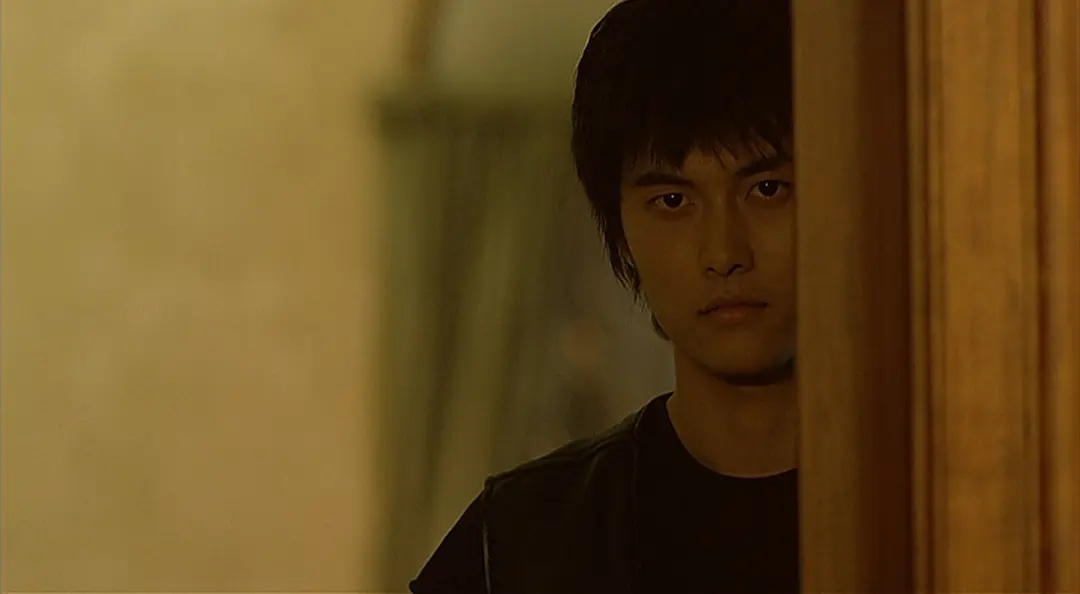 《空房间》:男主对女主的救赎,是一次"边缘人"对生活的反抗