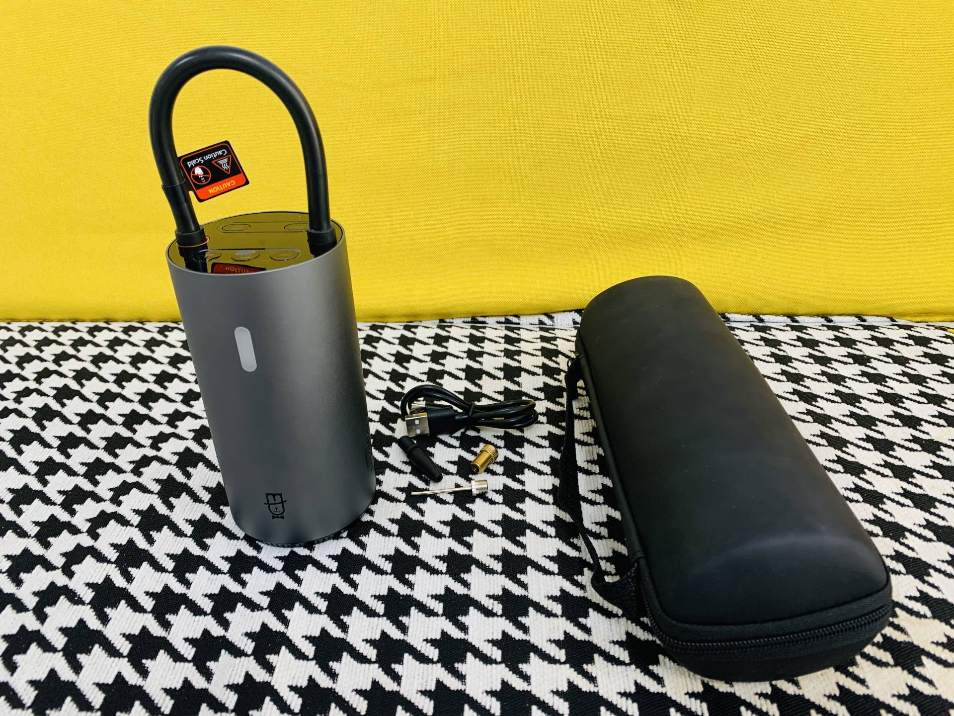 让你的坐骑时刻保持“气势汹汹”—魔洁兔无线快速充气宝