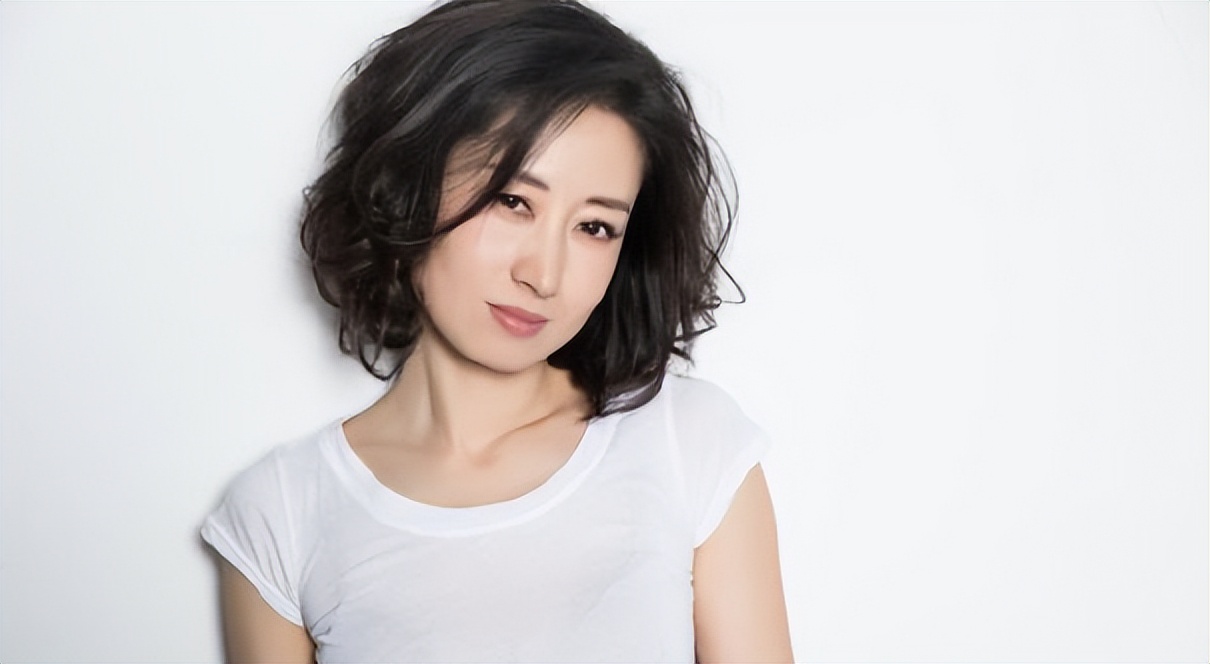 “女人30豆腐渣”？这6位“徐娘半老”的女星，个个风华不减